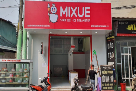 Thi công cửa hàng Mixue